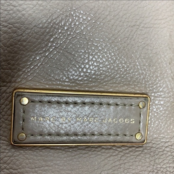 MARC BY MARC JACOBS TOO HOT TO HANDLE SHOPPER TOTE - Picture 7 of 10